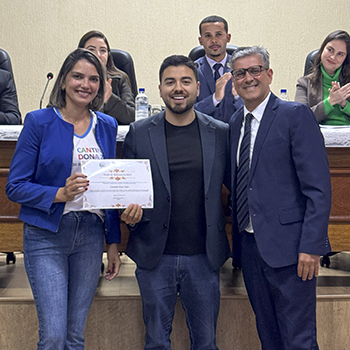 Cantinho recebe Moção de Aplausos da Câmara Municipal de Sarapuí