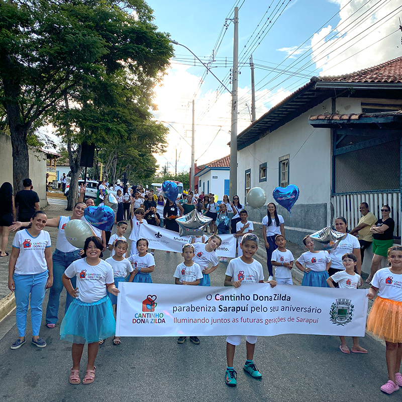 Sarapuí Celebra seu Aniversário com um Desfile Cívico de União e Esperança